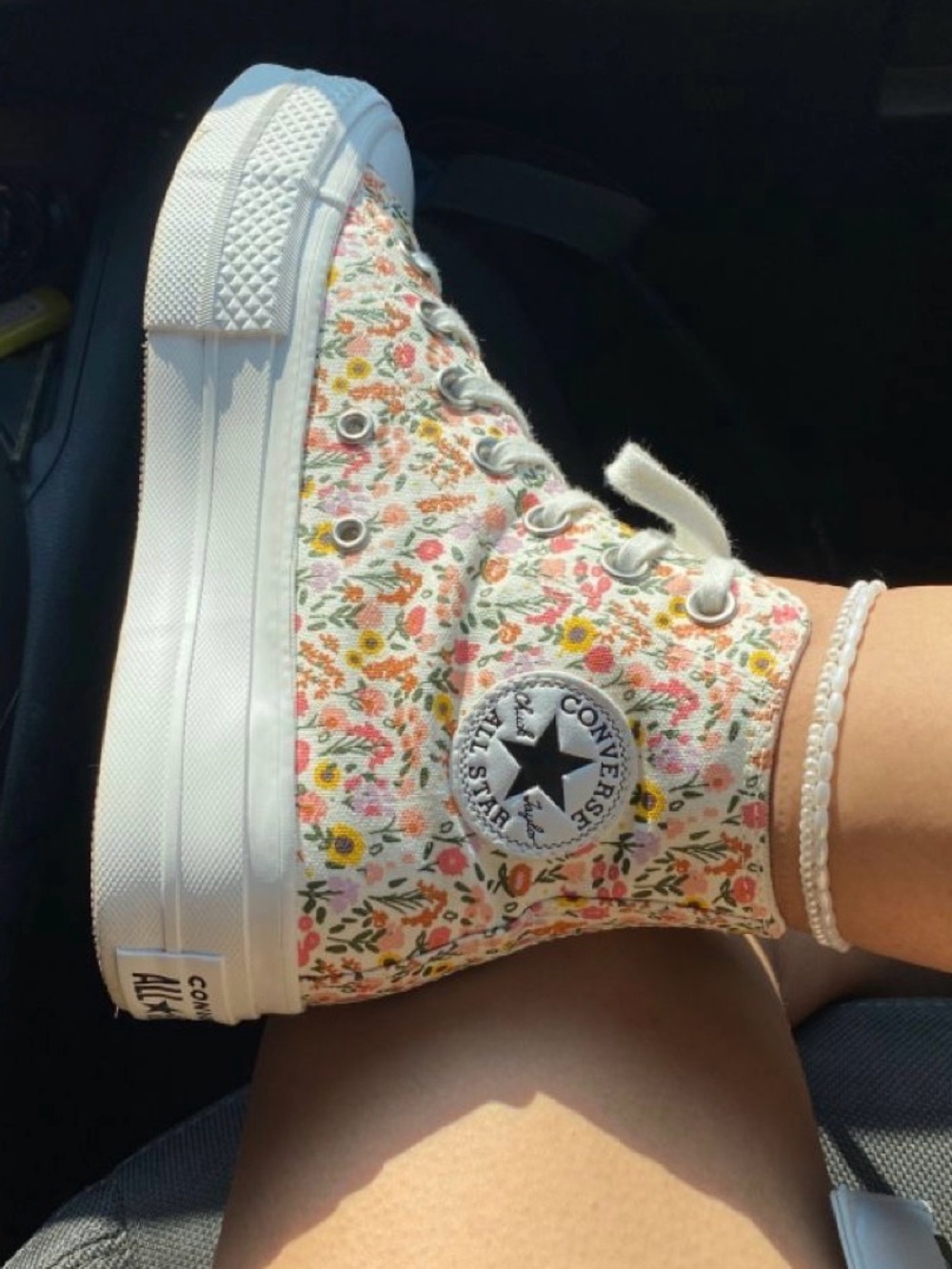 Ditsy Floral Converse